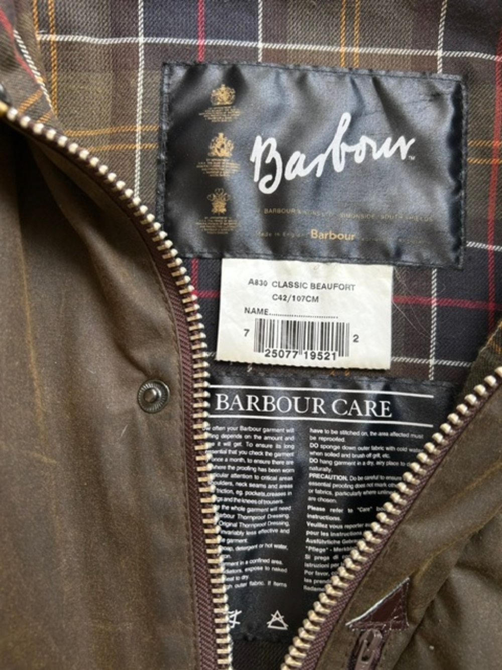 Barbour Waxed Cotton Field Coat with Cord Collar - Picture 4 of 4